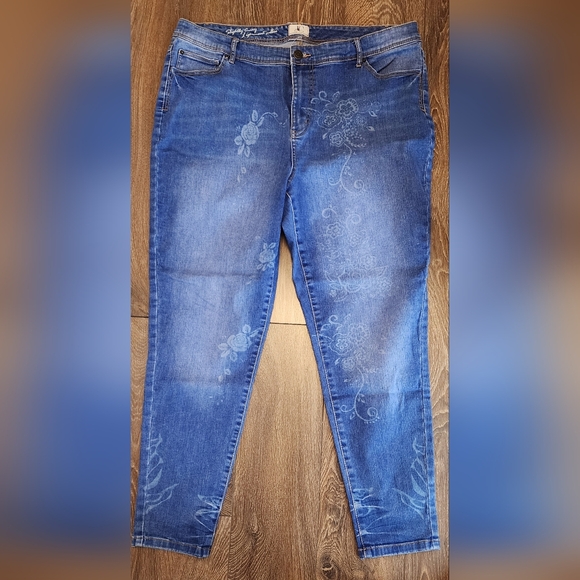 D/C Slightly Curvy Skinny Jeans, 20 - Picture 2 of 4